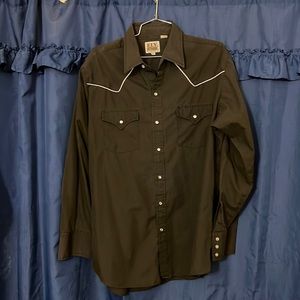 Ely Cattleman Pearl Snap Western shirt! 🤟🏻🤠